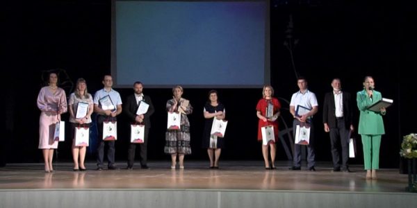В Краснодаре 28 мая чествовали победителей двух учительских конкурсов