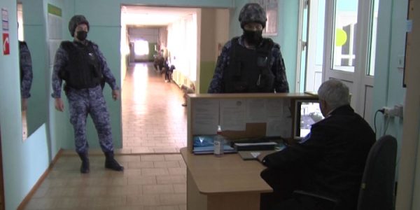В школах Краснодарского края начались массовые проверки систем безопасности