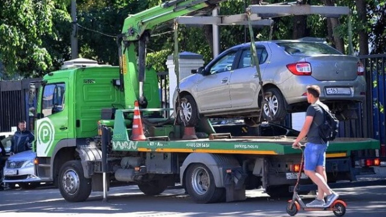 В мэрии Краснодара рассказали, что делать, если автомобиль увезли на  эвакуаторе - 1 апреля, 2024 Все новости, Общество «Кубань 24»