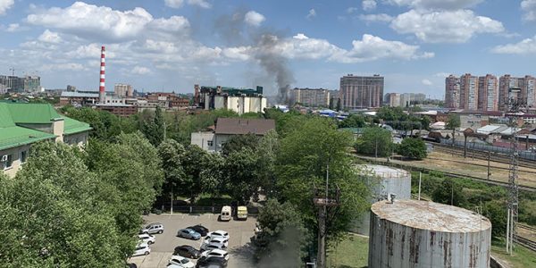 В Краснодаре произошел пожар в районе завода МЖК