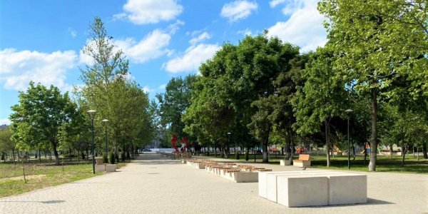 В Гулькевичском районе обновляют общественные территории по нацпроекту