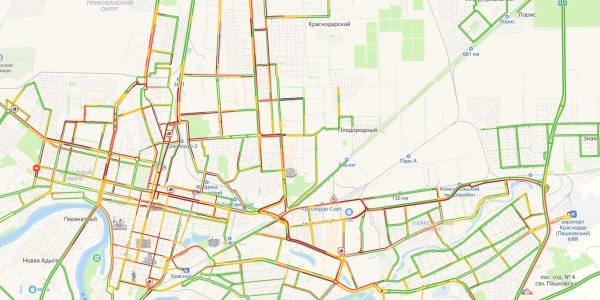 Краснодар перед выходными застрял в 9-балльных пробках 04.06.2021