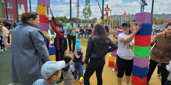 В Краснодаре строительная компания АСК провела «Фестиваль дворовых игр»
