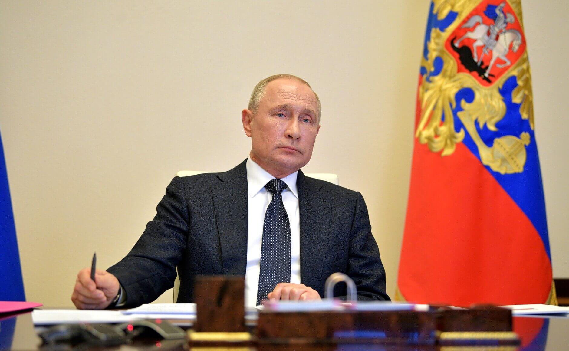 Путин подписал закон об ужесточении наказания за вождение в нетрезвом виде