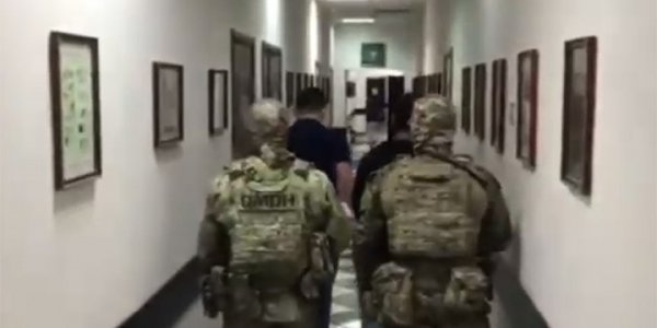 Следователи задержали парня, зарезавшего мужчину на Командорской в Краснодаре