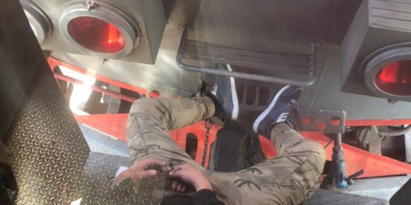 На Кубани полицейские сняли зацепера с поезда дальнего следования