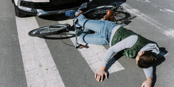 В Армавире иномарка сбила 9-летнего мальчика на велосипеде