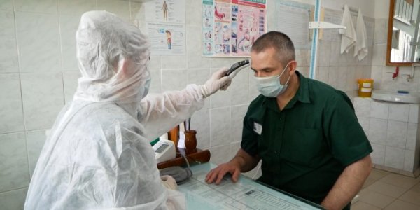 В Армавире работники и заключенные ИК № 4 сделали прививки от COVID-19