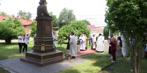 В Краснодаре открыли памятник святителю Луке Крымскому