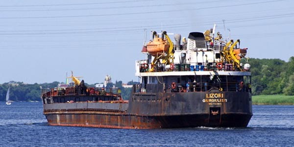В Керченском проливе полностью восстановили судоходство