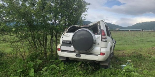 В Адыгее в перевернувшейся машине пострадал 12-летний житель Краснодара