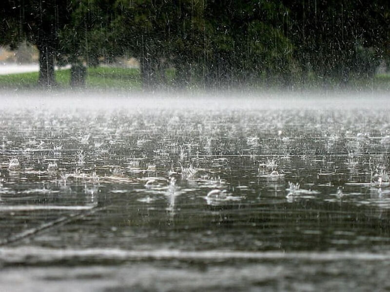 В Сочи из-за сильного дождя подтопило 20 дворов