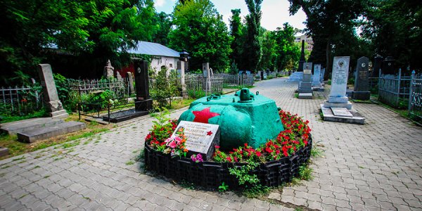 В Краснодаре готовят новый проект по реконструкции Всесвятского кладбища