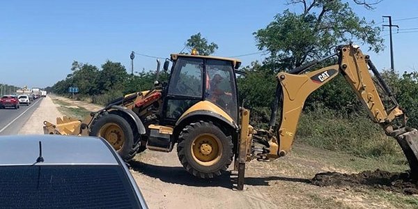 Полиция Анапы объявила войну обочечникам, перекопав бровку в районе Витязево