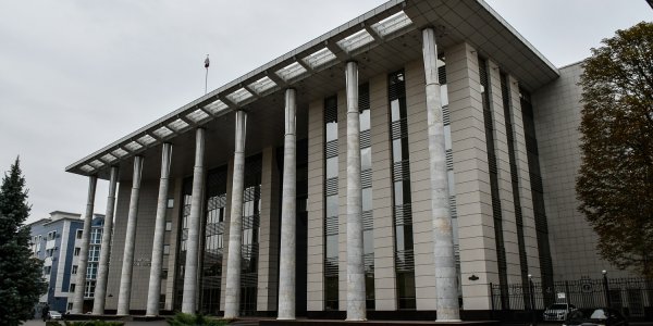 Краснодарский крайсуд рекомендовал Роскомнадзору ограничить работу сайта о ворах