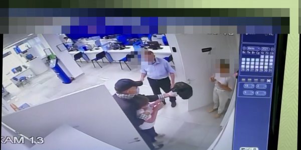 В Сочи задержали мужчину, который пытался ограбить банк с ножом