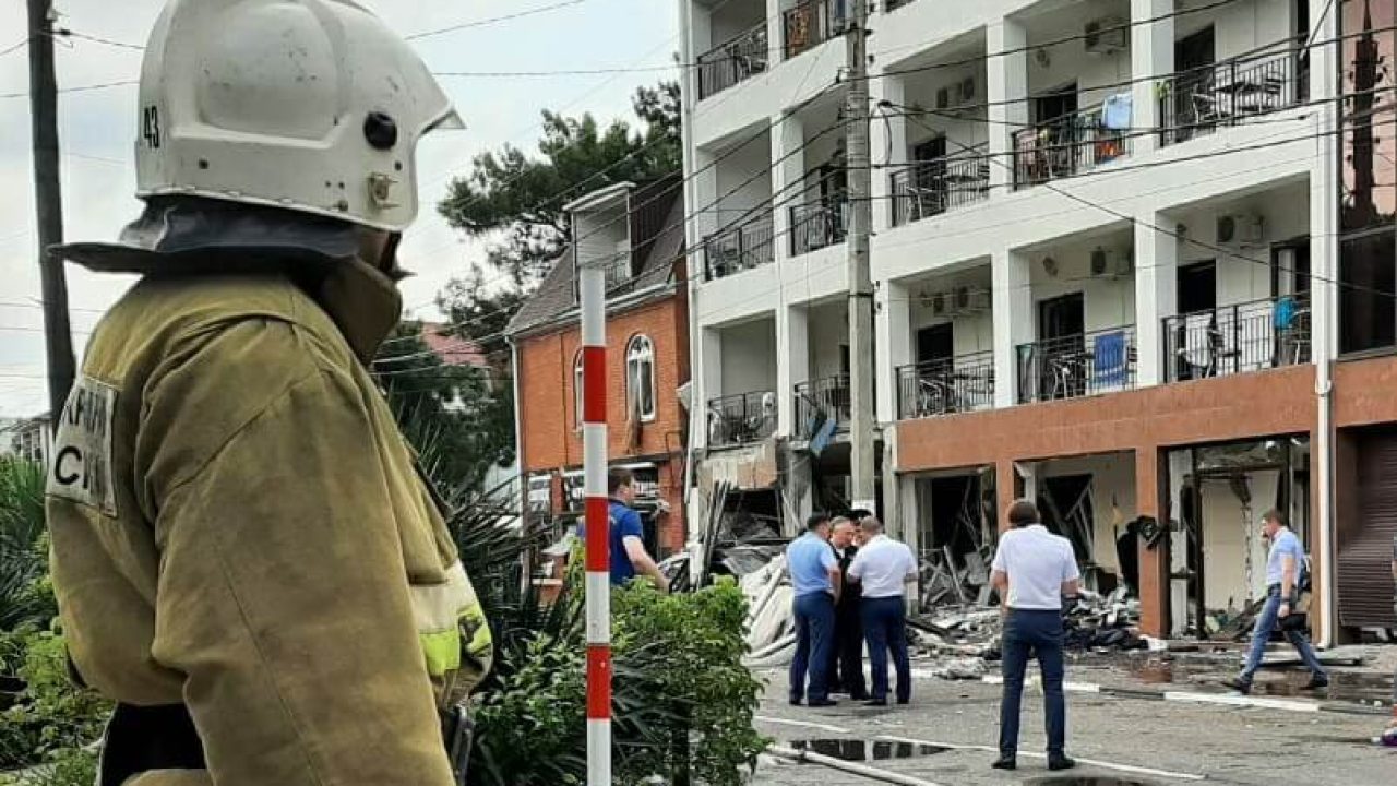 В Геленджике обесточили район, где произошел хлопок газа - 13 июля, 2021  Все новости, Происшествия «Кубань 24»