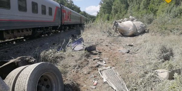 МЖД: причиной аварии с поездом под Калугой стало грубое нарушение ПДД