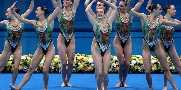 Российские синхронистки одержали победу в групповых соревнованиях на Олимпиаде