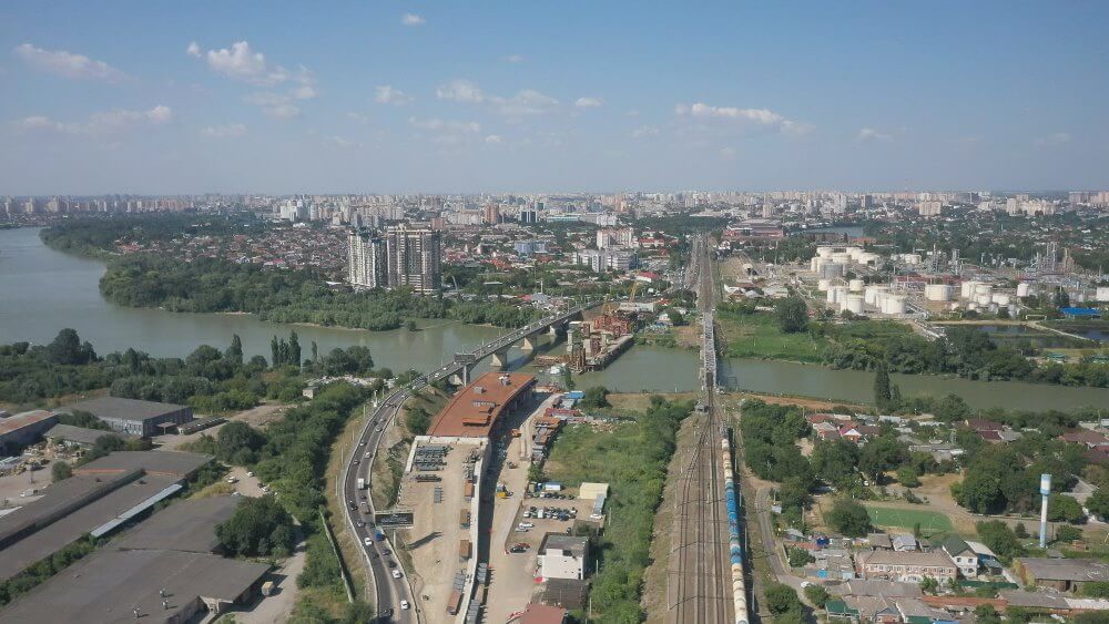 Прямая линия: строительство Яблоновского моста завершится в 2023 году