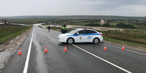 В Анапе прервано движение на нескольких участках федеральной и краевых дорог