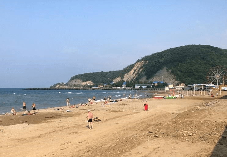 В селе Лермонтово восстановили пляж и набережную после наводнения