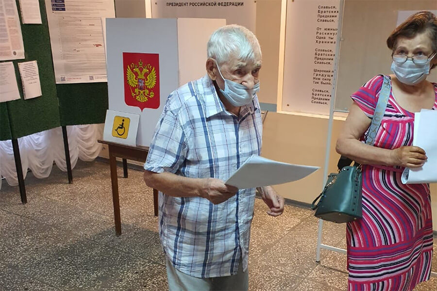 В Анапе на выборах в Госдуму проголосовал 100-летний ветеран