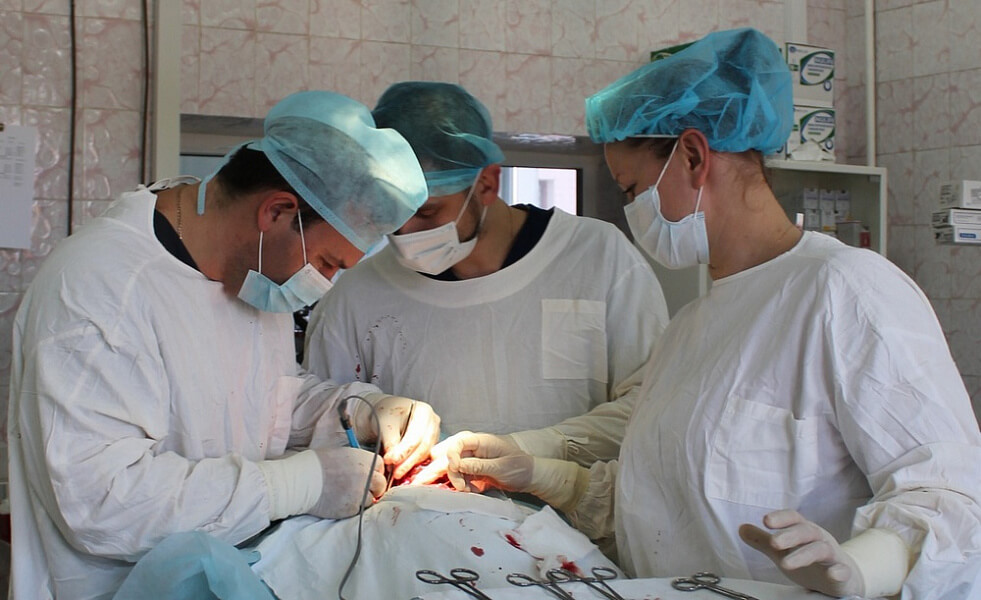 На Кубани врачи восстановили пациенту разрушенную раком челюсть