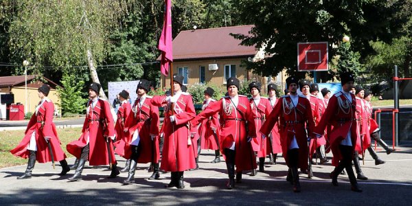 На Кубани проходит казачья смена «Атаманский резерв»