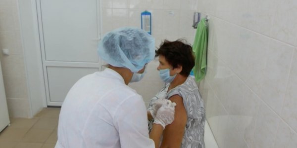 На Кубани от коронавируса вакцинировали 54% населения