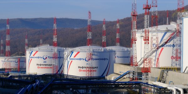 На нефтеперевалочном комплексе в Новороссийске нашли дефектный резервуар