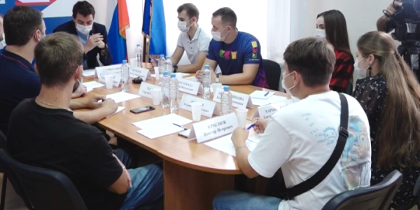 Активисты партии «Единая Россия» обсудили работу волонтеров в условиях ЧС