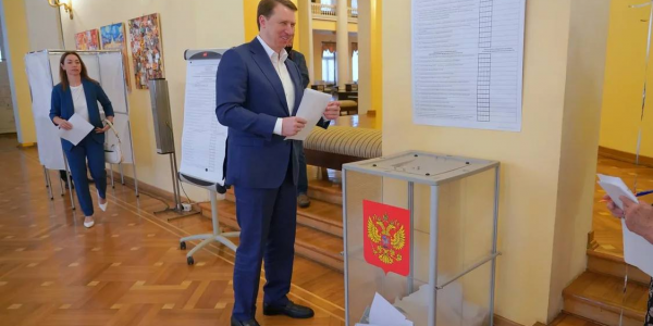 Главы Сочи и Новороссийска проголосовали на выборах в Госдуму