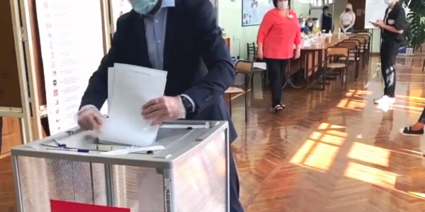 Вице-губернатор Кубани Александр Руппель принял участие в голосовании