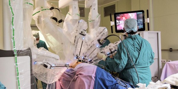 В краснодарской ККБ № 1 начал работать робот-хирург-онколог за 300 млн рублей