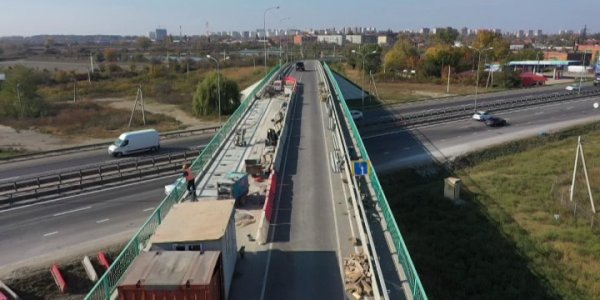 На дороге у моста в районе Тлюстенхабля частично сняли ограничение движения