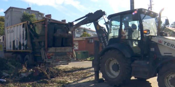 В Горячем Ключе образовалась свалка из-за смены подрядчика