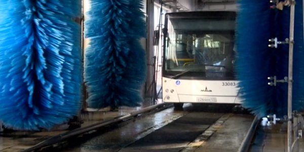 В Сочи автобусы и остановки ежедневно обрабатывают дезинфицирующими средствами