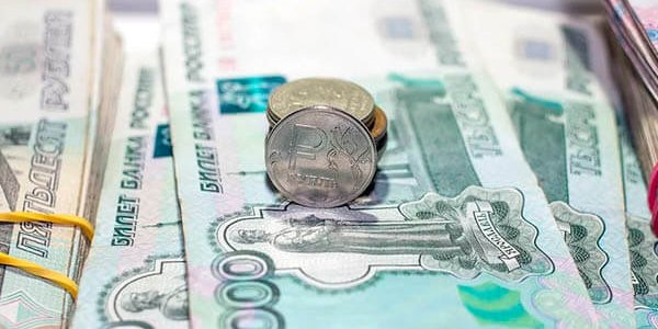 Прожиточный минимум для работающих в России составит 13 тыс. 793 рубля