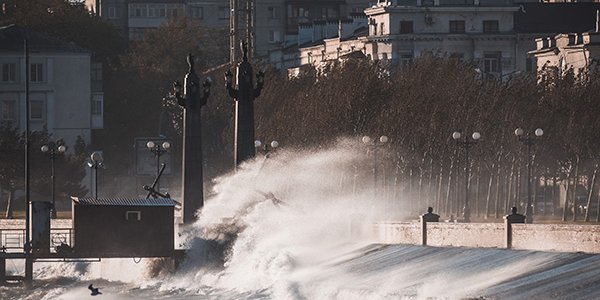 На Черноморском побережье Кубани ожидается ураганный ветер