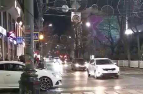 В Краснодаре на улице Красной временно перестали работать светофоры
