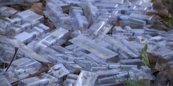 В Краснодаре на мусорке обнаружили партию вакцины от гриппа