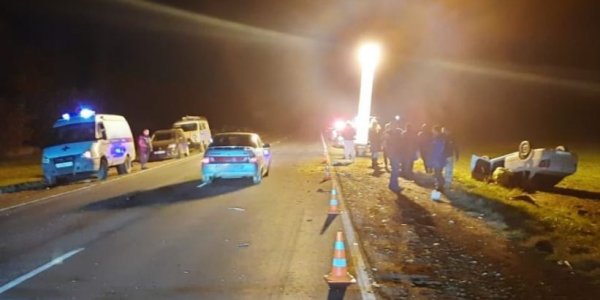 На Кубани «Гранта» на встречке влетела в фуру, водитель легковушки погиб