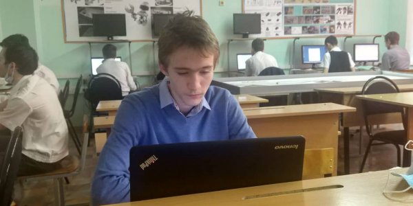 Школьник из Новороссийска стал победителем всероссийской олимпиады по ИИ