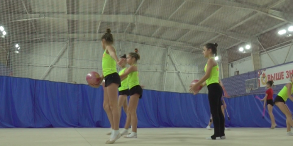 Как гимнастки из Геленджика готовятся к декабрьским всероссийским соревнованиям