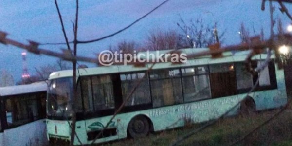 В Краснодаре произошел скандал вокруг кладбища автобусов на улице Азовской