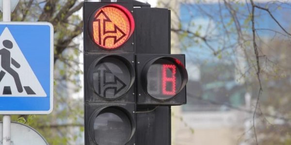 В Краснодаре в районе улицы Благоева временно отключили светофор