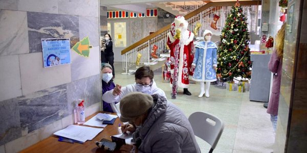 В Сочи открыли «новогодние» пункты вакцинации от COVID-19