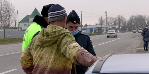 В Крымске провели рейды по выявлению должников