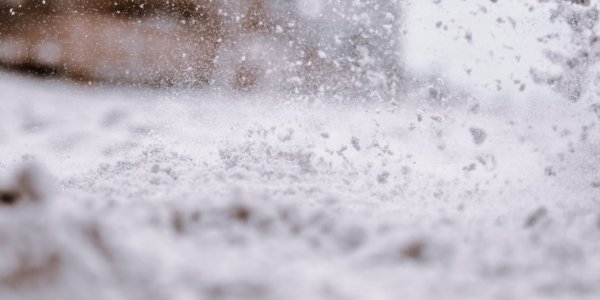 На Кубани объявили штормовое предупреждение по налипанию мокрого снега
